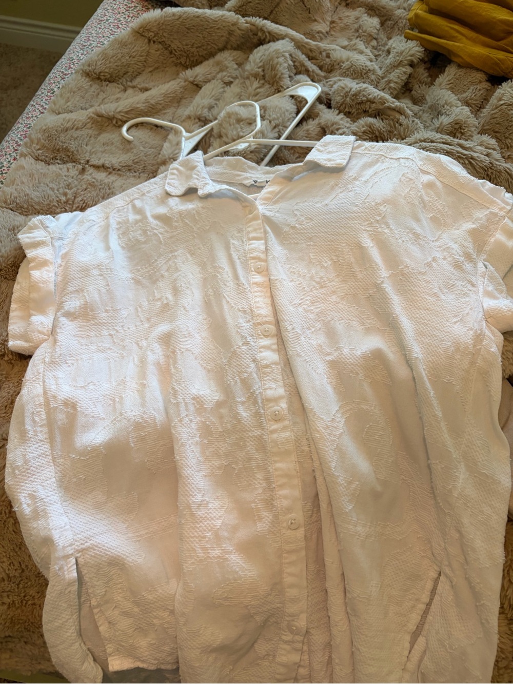 Splendid Ivory Textured Short Sleeve Shirt